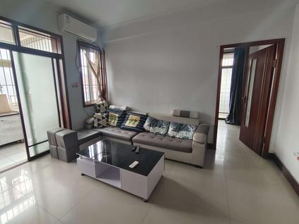 北京绿茵花园(东区)2室1厅65平低楼层/共6层