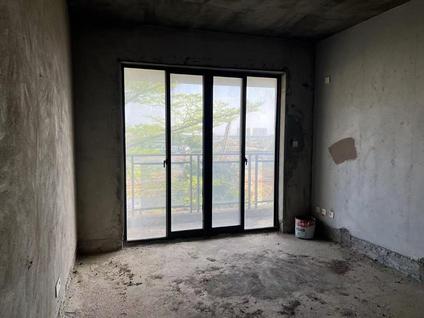 海口东汇西海岸4室2厅143.25平低楼层/共17层