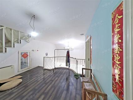 北京安亭新镇(颂苑)4室2厅138.72平高楼层/共5层