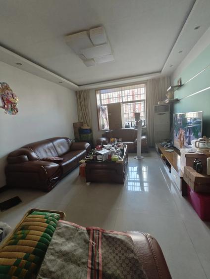 株洲仁和小区3室1厅119平中楼层/共8层