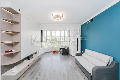 北京圣馨大地家园2室2厅105平低楼层/共33层