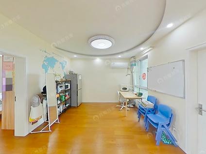 苏州嘉业阳光假日3室3厅82.43平高楼层/共5层