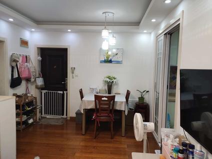 上海伟业金锦苑(三村)2室1厅57.06平低楼层/共6层