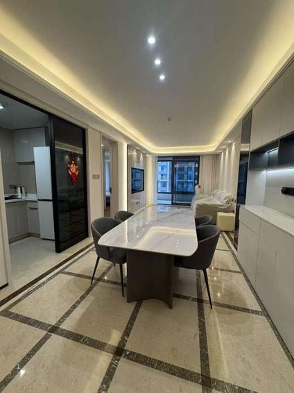 北京保利天悦3室2厅105平中楼层/共28层