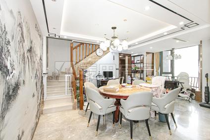 北京八斗5室2厅196.09平中楼层/共18层