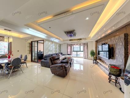 北京龙江景苑4室2厅180平中楼层/共11层