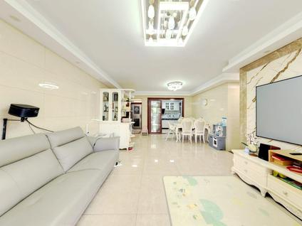 北京广州雅居乐花园3室2厅125.06平低楼层/共11层