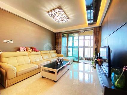 南京藏龙御景3室2厅133.8平低楼层/共28层