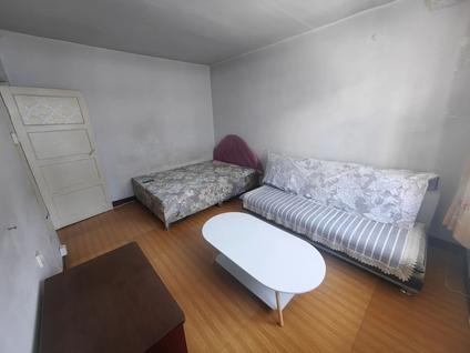 北京海晏路10号院1室1厅42平中楼层/共7层