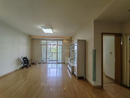 成都安信花园3室2厅104.65平中楼层/共7层