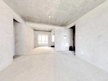 株洲华晨格林水岸4室2厅138.8平高楼层/共28层