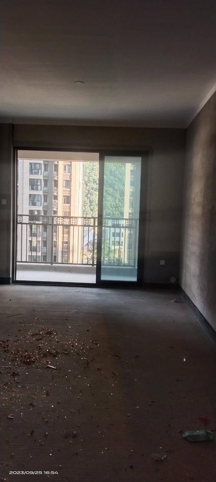 北京建发玺院(建瓯)3室1厅87平低楼层/共26层