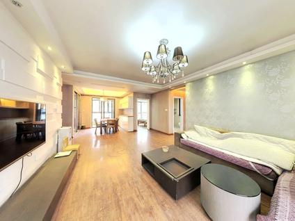 北京银湖翡翠3室1厅124.44平中楼层/共11层