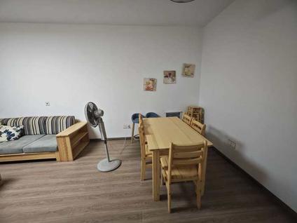 北京奥克斯盛世华庭2室2厅76平低楼层/共29层