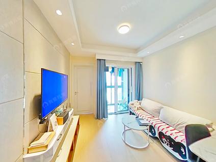 上海晶耀名邸(三期)1室1厅62.28平高楼层/共35层