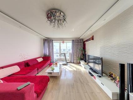 北京大地世纪小区3室2厅128.6平高楼层/共7层