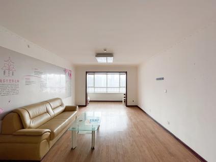 北京兰石豪布斯卡沁园3室2厅145.03平低楼层/共30层