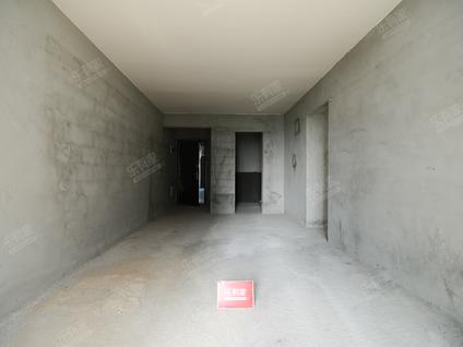 江门明泰城3室2厅93平低楼层/共33层