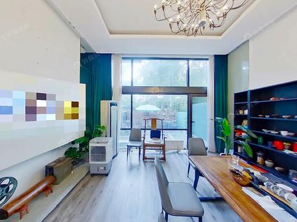 北京京城雅居7室3厅301.78平低楼层/共1层