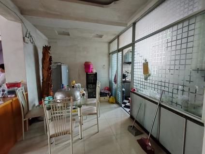 南平南门市场住宅3室2厅116平高楼层/共8层