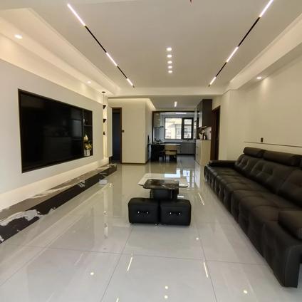 北京圣唐江山樾3室2厅130平中楼层/共18层