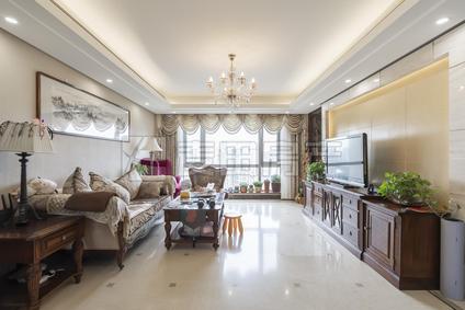 北京世茂奥临花园3室2厅175平高楼层/共32层