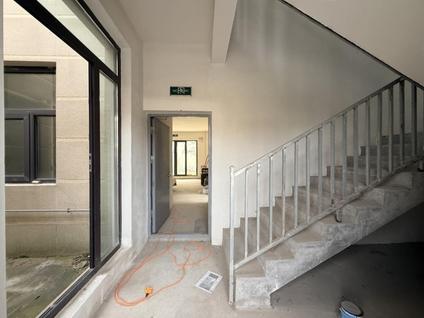 北京桃花源里4室2厅183.1平低楼层/共2层