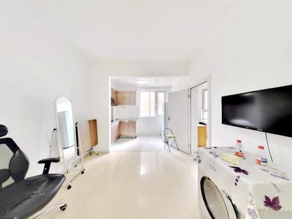 哈尔滨金域蓝城1室1厅50平低楼层/共26层