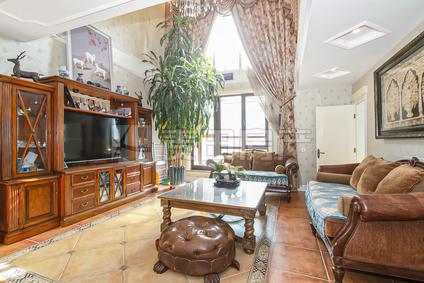 北京润泽庄园4室2厅229.12平高楼层/共3层