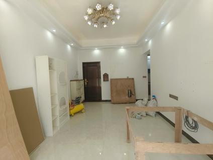 北京城市名庭3室2厅68平低楼层/共17层