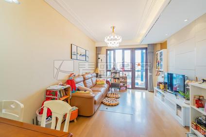 北京臻园2室2厅86平高楼层/共18层