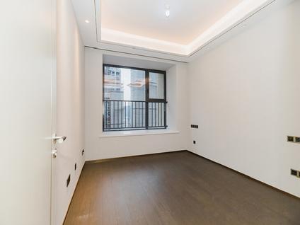 北京融创徐汇滨江壹号4室2厅188.12平高楼层/共16层