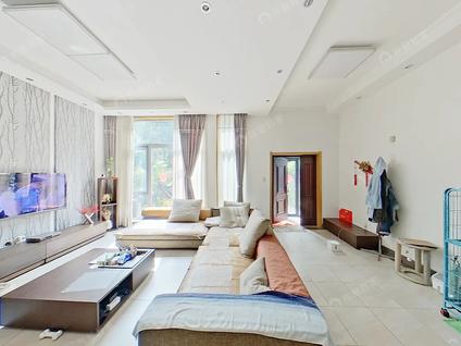 北京南岸花城5室2厅205.8平低楼层/共1层