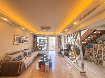 河源万隆一品4室2厅170平高楼层/共12层