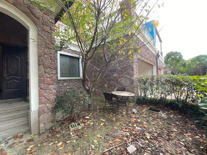 北京实地君兰汀岸(别墅)6室3厅370.98平低楼层/共3层