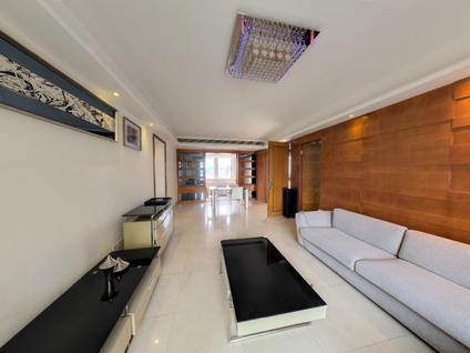 北京景山壹号3室1厅142平高楼层/共27层