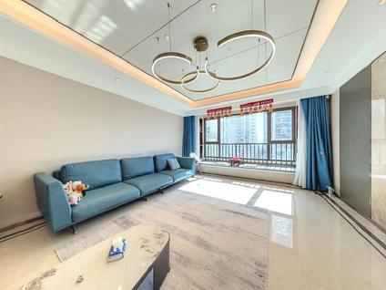 北京翡翠长安3室2厅170.05平低楼层/共25层