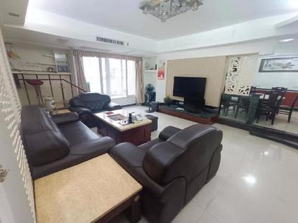 北京东厦花园一期3室2厅123平低楼层/共8层