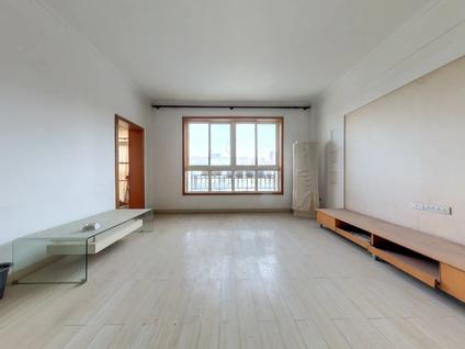 武汉中奇银莲花园4室2厅134.18平高楼层/共6层