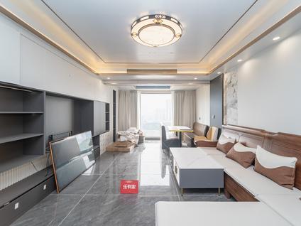 江门珠江御景山庄3室2厅139.18平低楼层/共33层