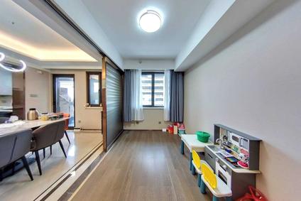 北京翡翠长安4室2厅170.05平低楼层/共25层