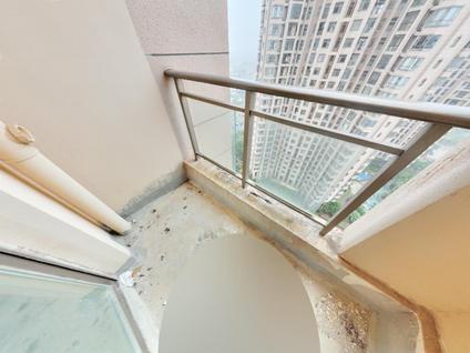 北京中弘西岸首府3室2厅136.51平高楼层/共22层