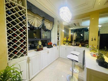 淮安郁金蓝湾(别墅)4室2厅297平低楼层/共3层