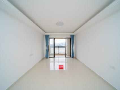 江门美的公园天下3室2厅107平高楼层/共33层