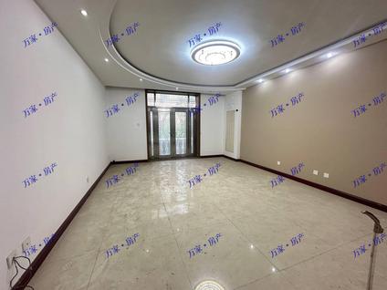 北京紫光华庭3室2厅228平低楼层/共5层