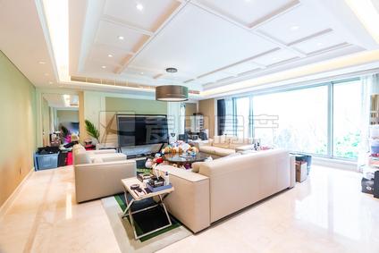 北京合生霄云路8号4室3厅450平低楼层/共27层