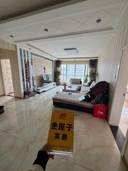 北京省委小区3室2厅139平中楼层/共33层
