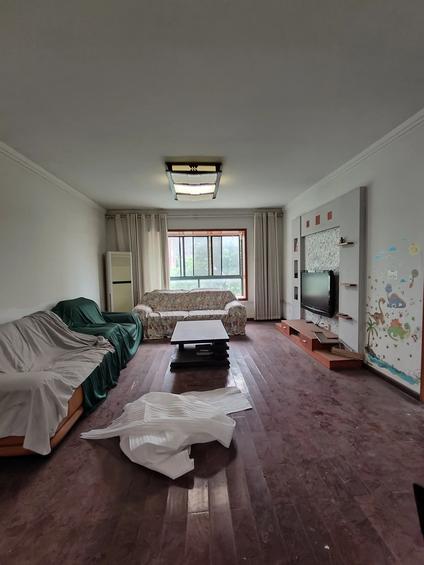 北京佳信小区3室2厅139平低楼层/共18层