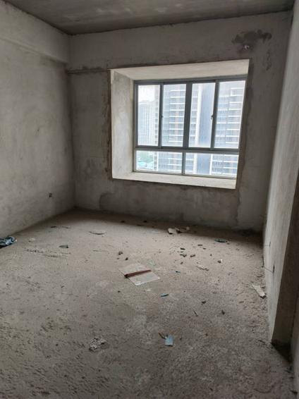 防城港碧玉园3室2厅129.36平高楼层/共32层