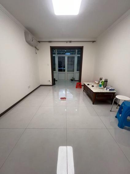 北京锦园(北里)1室1厅44.38平低楼层/共6层